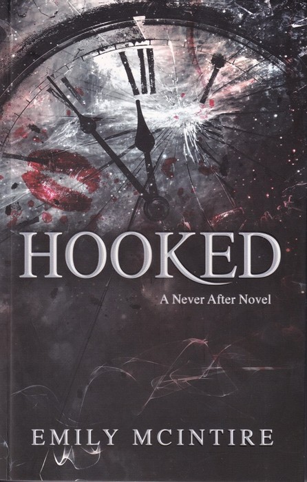 Hooked a Never After Novel(کتاب رمان قلاب شده اثر املی مک اینتایر)