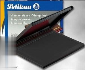 استامپ مشكي پلاستيكي Pelikan 7×11cm